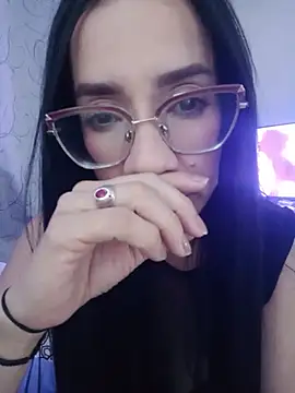 XXX chat uživo modela YaraDuartee