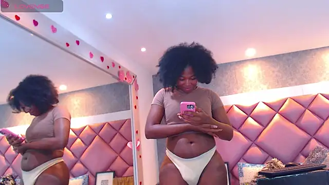 XXX chat uživo modela Thegreatonelady