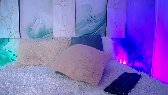 MylaDreams - Show Boobs