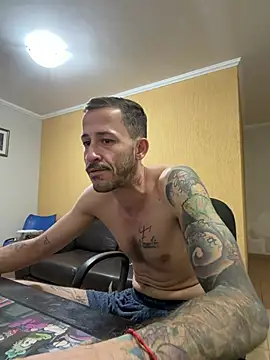 MeladoDiMel Adlı Modelin Canlı XXX Sohbeti