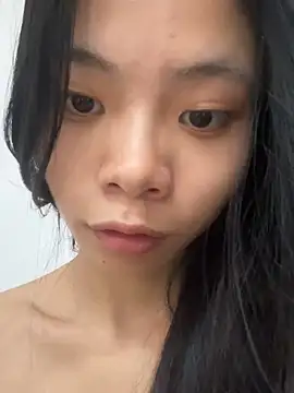 Louli-TT Adlı Modelin Canlı XXX Sohbeti