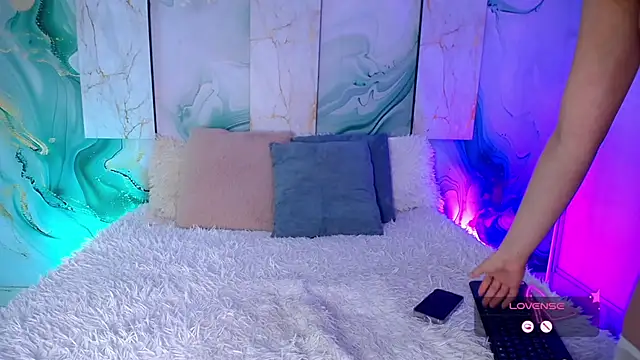 MylaDreams - Show Boobs
