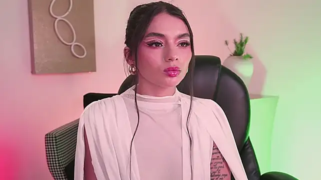צ'אט XXX בשידור חי של JulietteMoreau