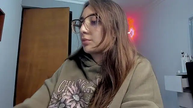 Онлайн чат XXX LilyGarciia