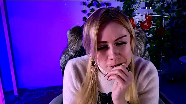 Chatroom XXX en direct de Kumiho_7777