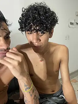 Limitless_boy 即時 XXX 聊天