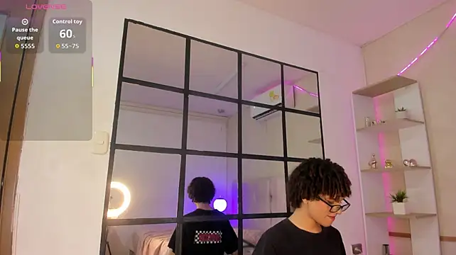 XXX chat uživo modela KennyDoll_