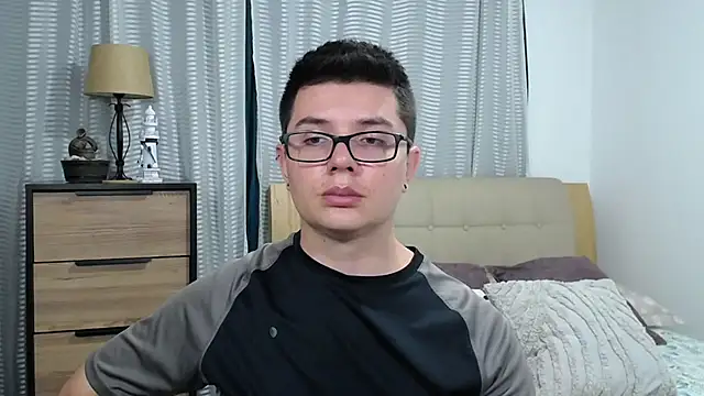 BlackFoXXX69のライブXXXチャット
