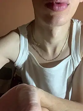 MiroKari2 élő XXX-chatje