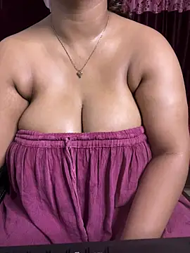 XXX chat uživo modela DarlingRuby