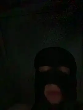 XXX chat uživo modela NEOPOLETAN