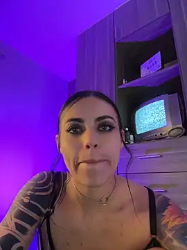 XXX chat uživo modela i_am_nina_