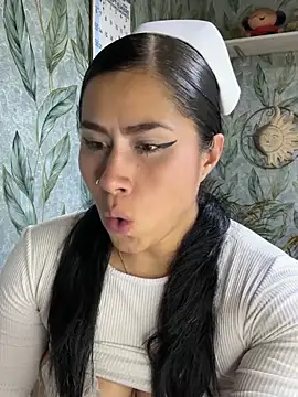 Sweet__Nurse1: απευθείας συνομιλία ΧΧΧ
