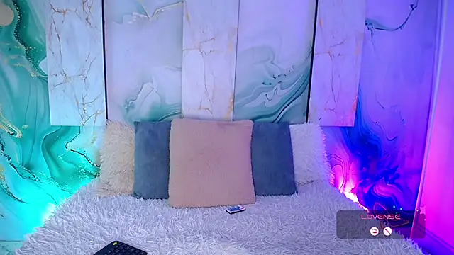 MylaDreams - Show Boobs