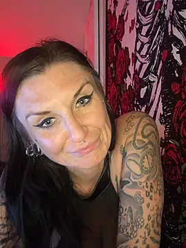 Plasticdollx Live XXX Chat