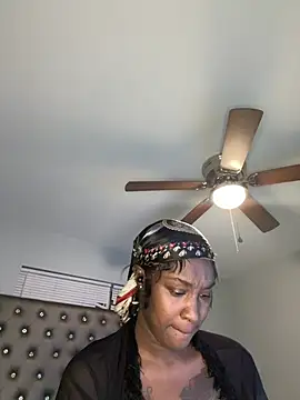 ToyaThick - Naked Twerk🤪