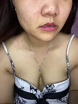 Sunset-yll live XXX chat