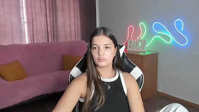 ChicGirl live XXX chat