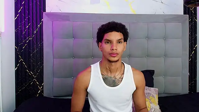 Chat XXX Live kai_storm77