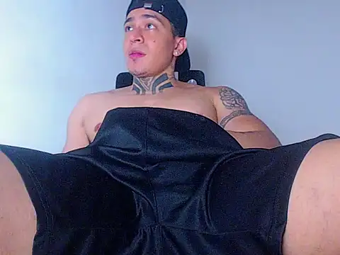 crisstopher_fit22cm – Naživo XXX chat