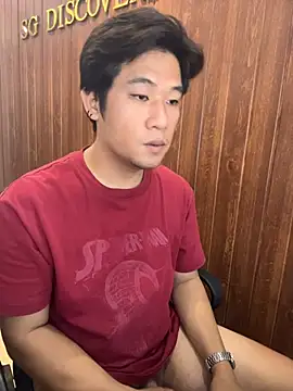 Titanryu Chat XXX live