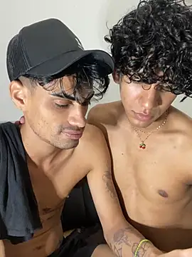 XXX chat uživo modela Limitless_boy