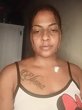 Chat XXX en directo de Giselabrunette25