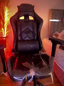 Živý XXX chat saracaball_