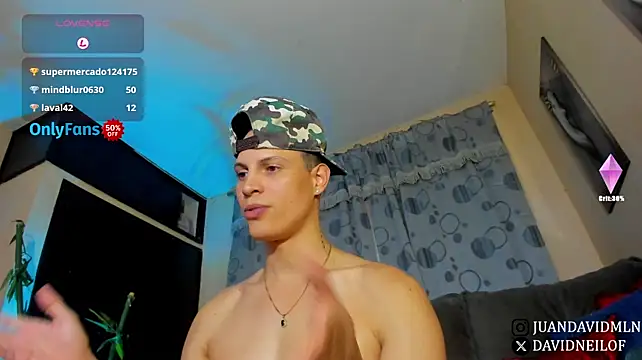 DavidNeill's Live XXX Chat