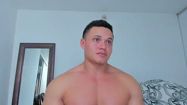 Онлайн чат XXX KingLevi01