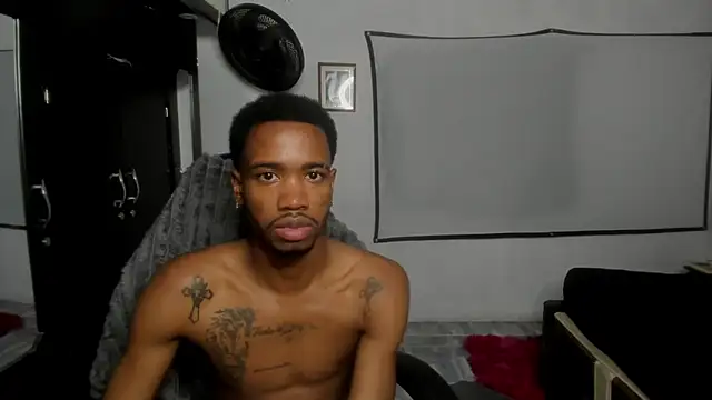 Kofi_exotic_2 现场XXX聊天