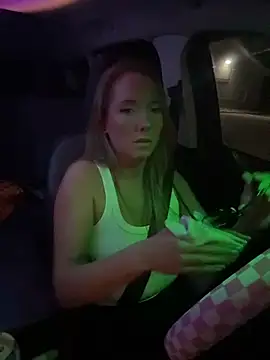 prettymouthpeach's Live XXX Chat