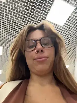Jucie_Boom Chat XXX live