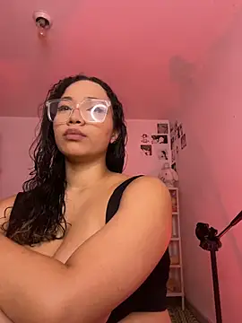 MadelineBenetn Live XXX chat