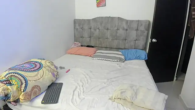 Živý XXX chat MonicaTsX