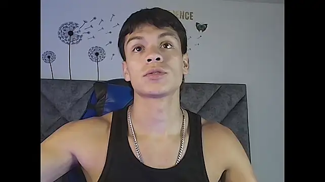 Онлайн чат XXX Kairo_Tentation