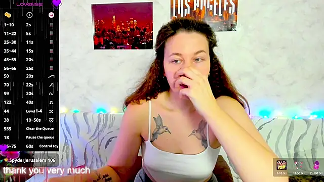 Chat +18 de Evelyn_Allen ao vivo