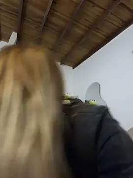 XXX chat uživo modela Rebe_