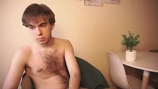 DaveBevy XXX чат на живо