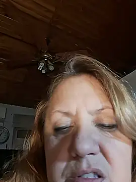 JennyInVegas Adlı Modelin Canlı XXX Sohbeti