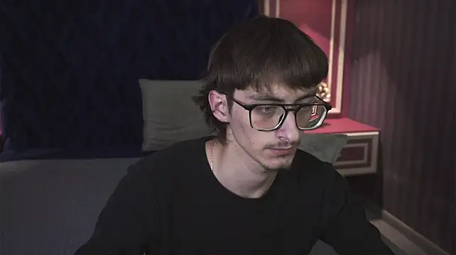 RonBevs' Live XXX Chat