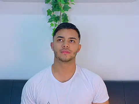 TylerWest_ – Live XXX-chat