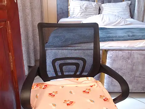 XXX chat uživo modela Booby_savage