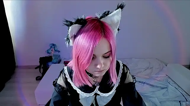XXX chat uživo modela Hikkacat