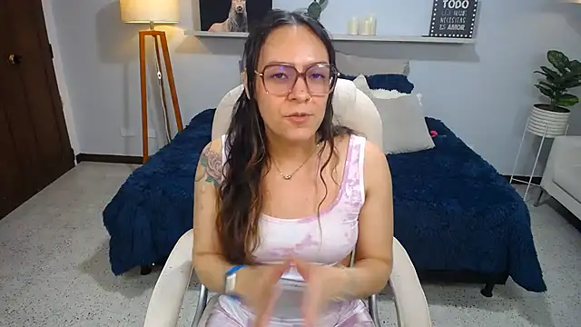 XXX chat uživo modela Bianca____