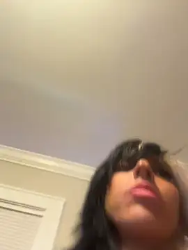 XXX chat uživo modela lil_jiggly