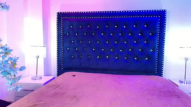 Amelie_adams - two fingers in pussy x5 min 🔥✌😈💦