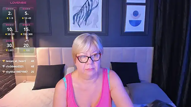 JillMild: απευθείας συνομιλία ΧΧΧ