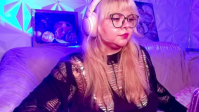 Živý XXX chat Satyn_doll