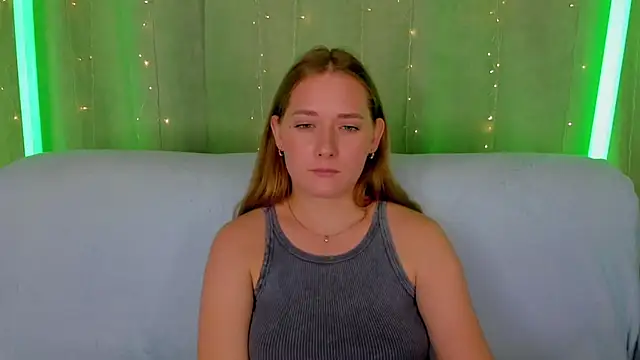XXX chat uživo modela AlinaVice